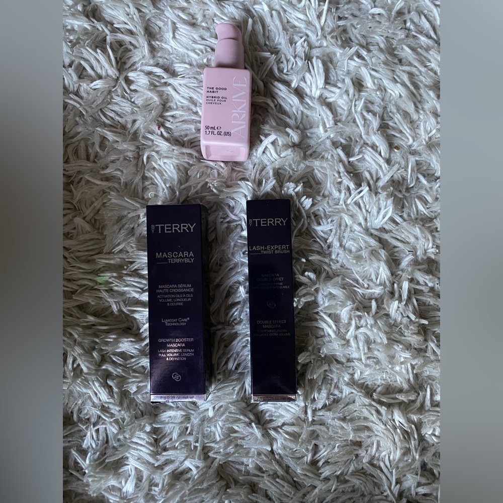 Makeup & Haircare!